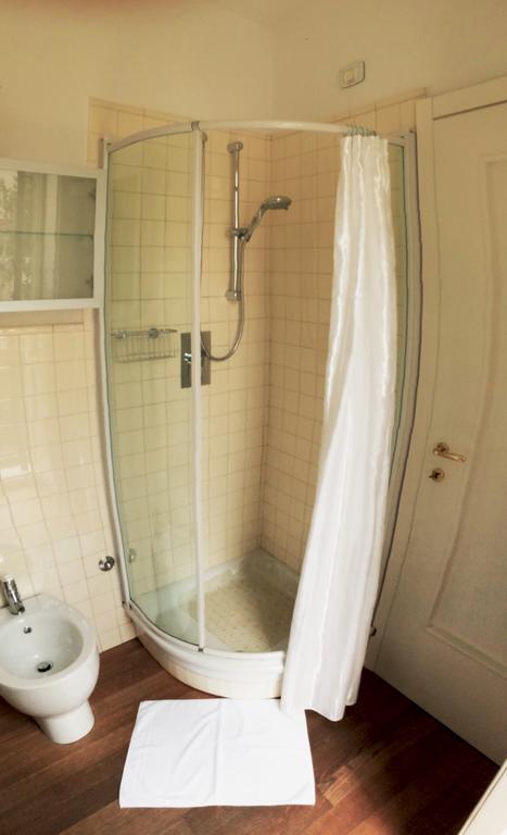 B&B La Luna Dal Borgo เยซี ภายนอก รูปภาพ