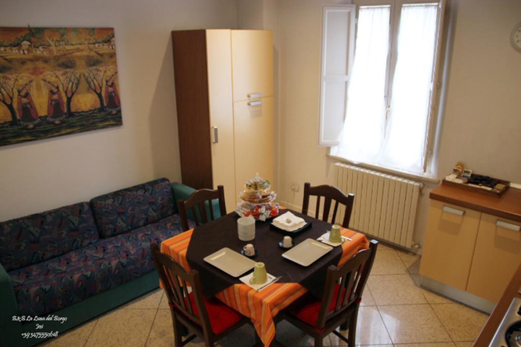 B&B La Luna Dal Borgo เยซี ภายนอก รูปภาพ